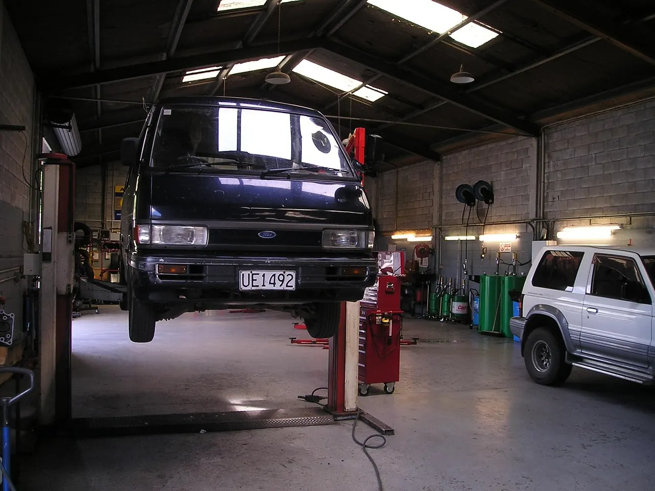 car lift garage
